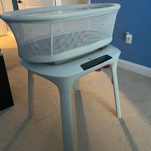 4Moms Mamaroo Sleep Bassinet